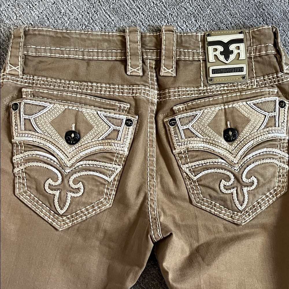 Rock Revival Tan Jeans with Fabulous Hardware Size 32 Excellent Condition